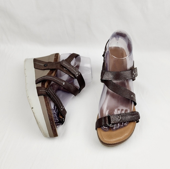 Crown Vintage Taka Gun metal grey Wedge Sandals - Picture 4 of 13